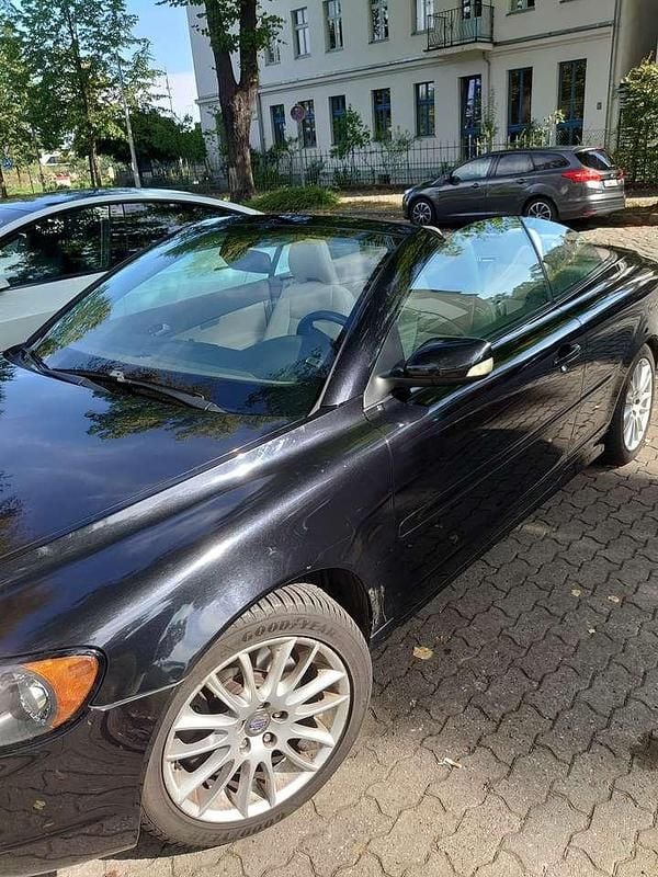 Schwarz Gebraucht 2006 Volvo C70 Momentum Cabrio | 7.000 € (Guter Preis) - Bild 1/4