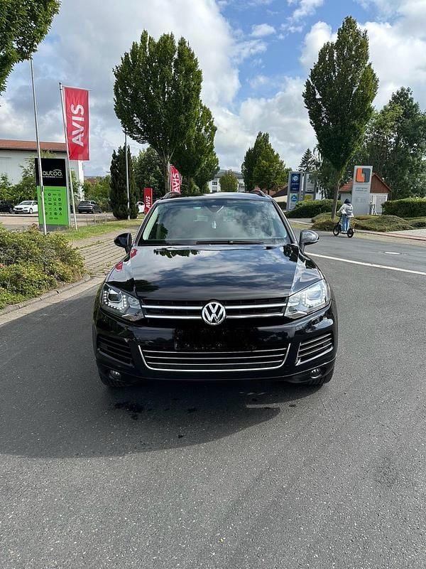 Schwarz Gebraucht 2012 VW Touareg SUV | 12.799 € (Guter Preis) - Bild 1/4