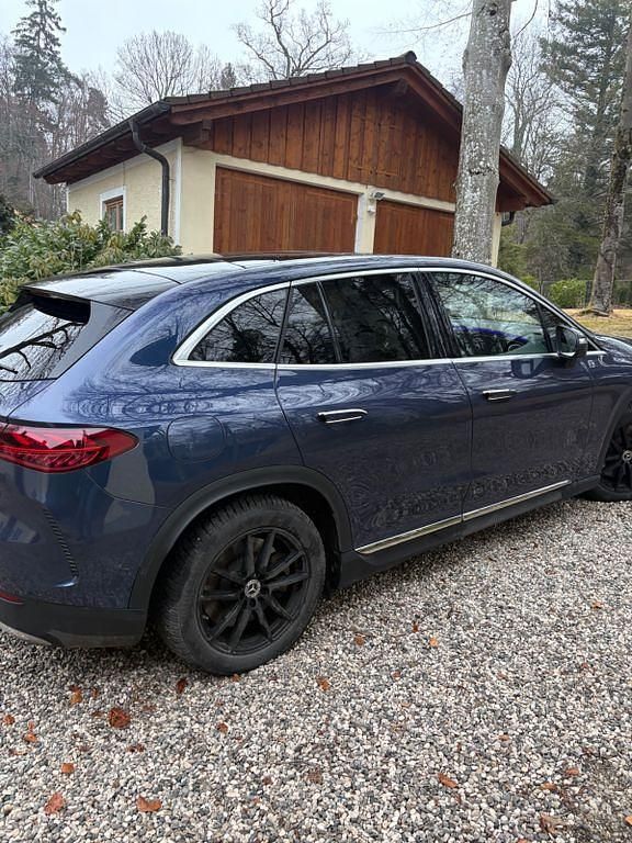 Gebraucht Mercedes EQE500 300 kW (408 PS) 2023 Blau SUV