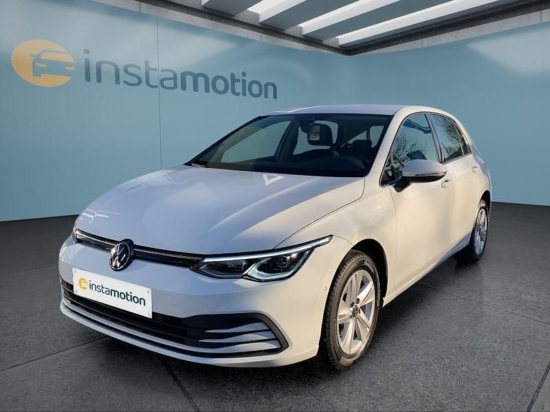 Gebraucht VW Golf VIII 131 PS (96 kW) 2022 Weiß Kleinwagen