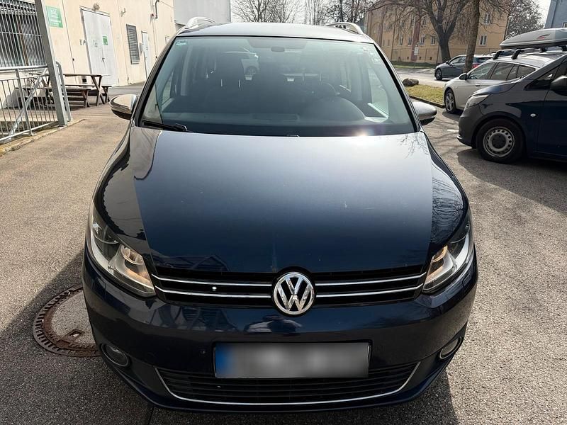 Gebraucht VW Touran Highline 170 PS (125 kW) 2011 Blau Van / Kleinbus