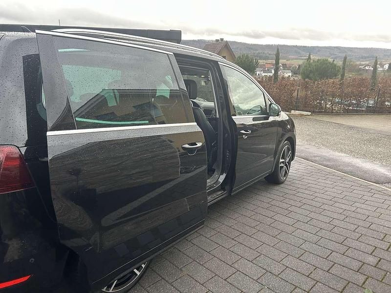 Gebraucht Seat Alhambra 184 PS (135 kW) 2018 Schwarz Van / Kleinbus