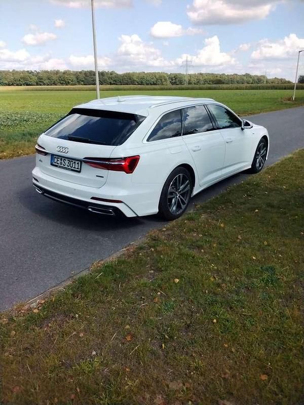 Gebraucht 2019 Audi A6 Design Kombi | 22.900 € (Teuer) - Bild 1/4