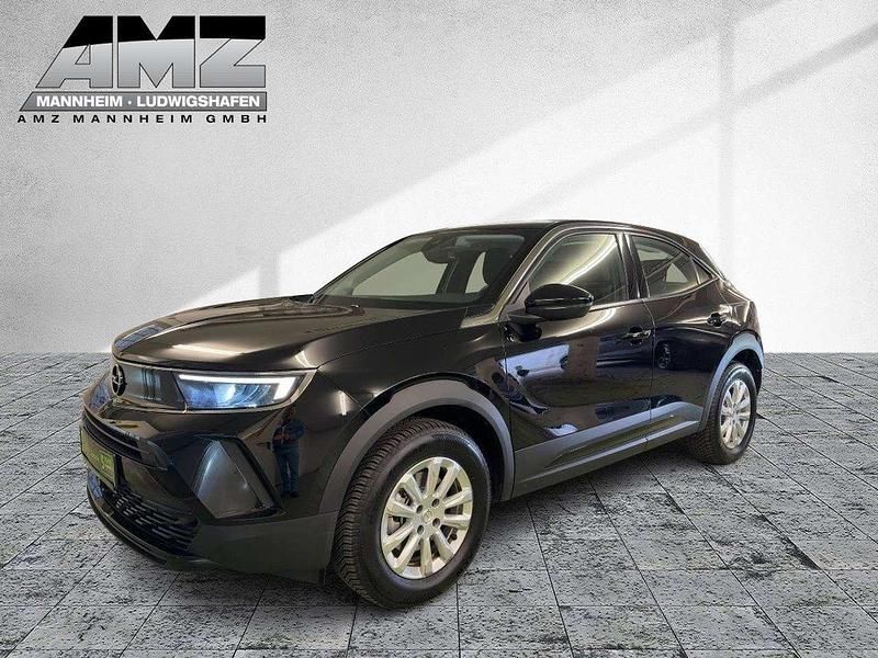 Gebraucht Opel Mokka-e Elegance 100 kW (136 PS) 2023 Lackierung schwarz perla nera/ SUV