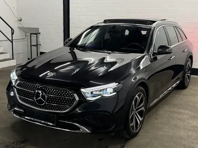 Gebraucht Mercedes E450 Avantgarde 404 PS (297 kW) 2024 Grafitgrau  metalliclack Kombi