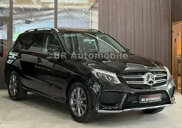Gebraucht Mercedes GLE500 455 PS (334 kW) 2018 Obsidianschwarz  metalliclack SUV