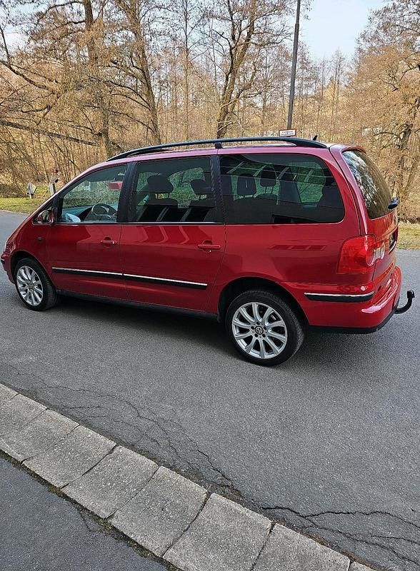Gebraucht VW Sharan 131 PS (96 kW) 2006 Rot Van / Kleinbus