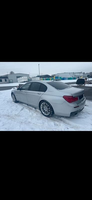 Gebraucht BMW ActiveHybrid 7 Performance 450 PS (330 kW) 2011 Silber Limousine