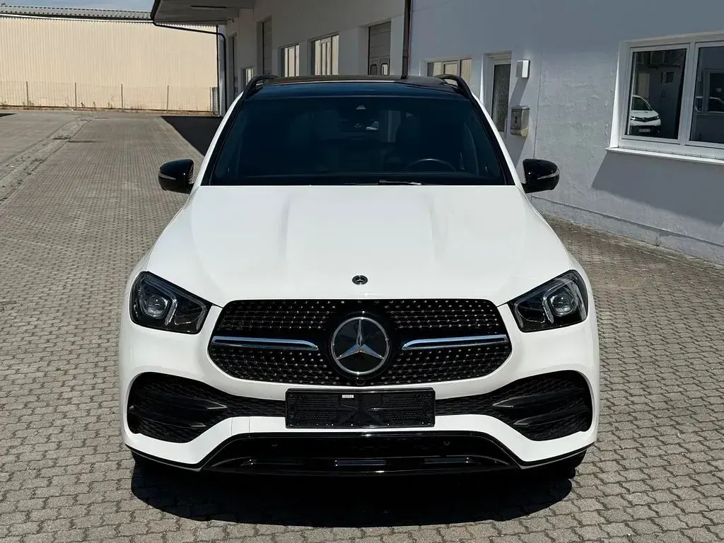 Gebraucht Mercedes GLE400 AMG 330 PS (242 kW) 2023 Weiß SUV