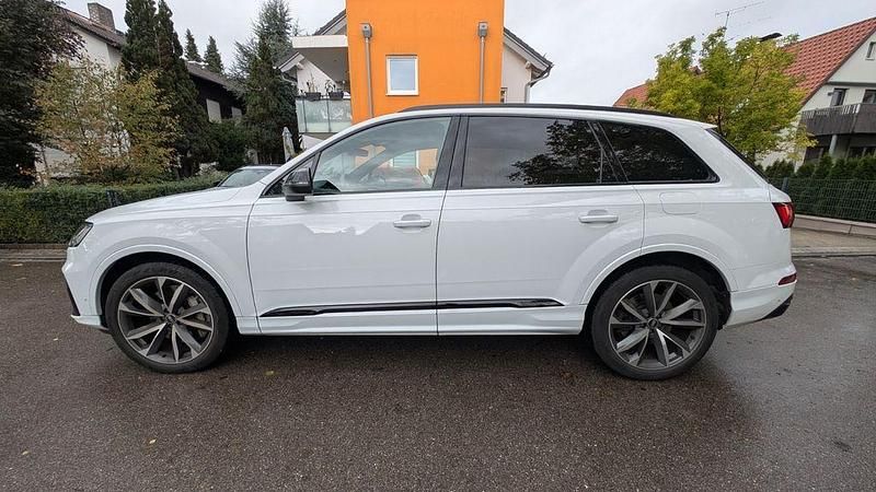 Weiß Gebraucht 2021 Audi Q7 S-Line SUV | 49.500 € (Guter Preis) - Bild 1/4