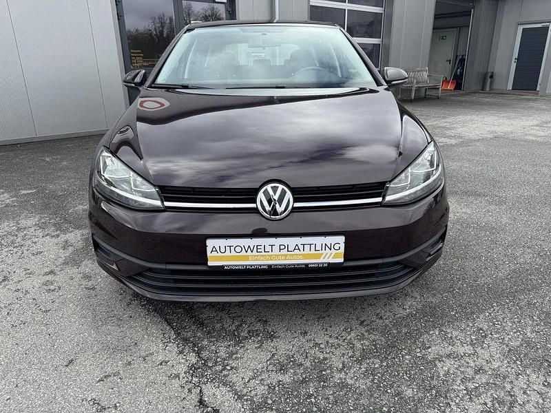 Gebraucht VW Golf VII Trendline 86 PS (63 kW) 2017 Schwarz Limousine