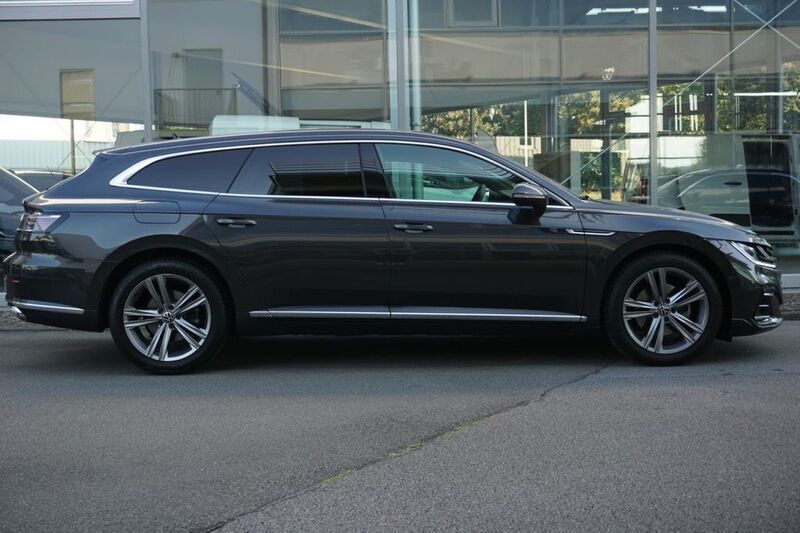 Gebraucht VW Arteon R-line 200 PS (147 kW) 2022 Mangangrau (metallic) Kombi