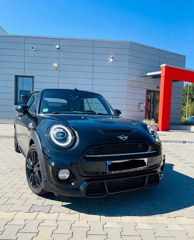 Schwarz Gebraucht 2019 Mini John Cooper Works Cabriolet Cabrio | 26.200 € (Teuer) - Bild 1/4