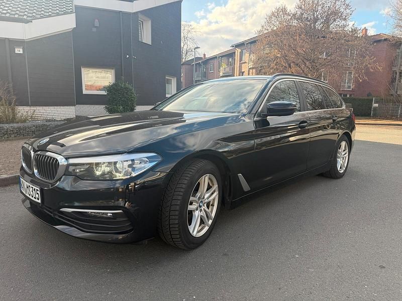 Gebraucht BMW 520 190 PS (139 kW) 2019 Schwarz Kombi