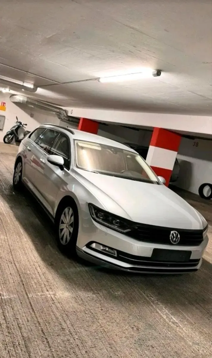 Gebraucht VW Passat 150 PS (110 kW) 2016 Silber Kombi