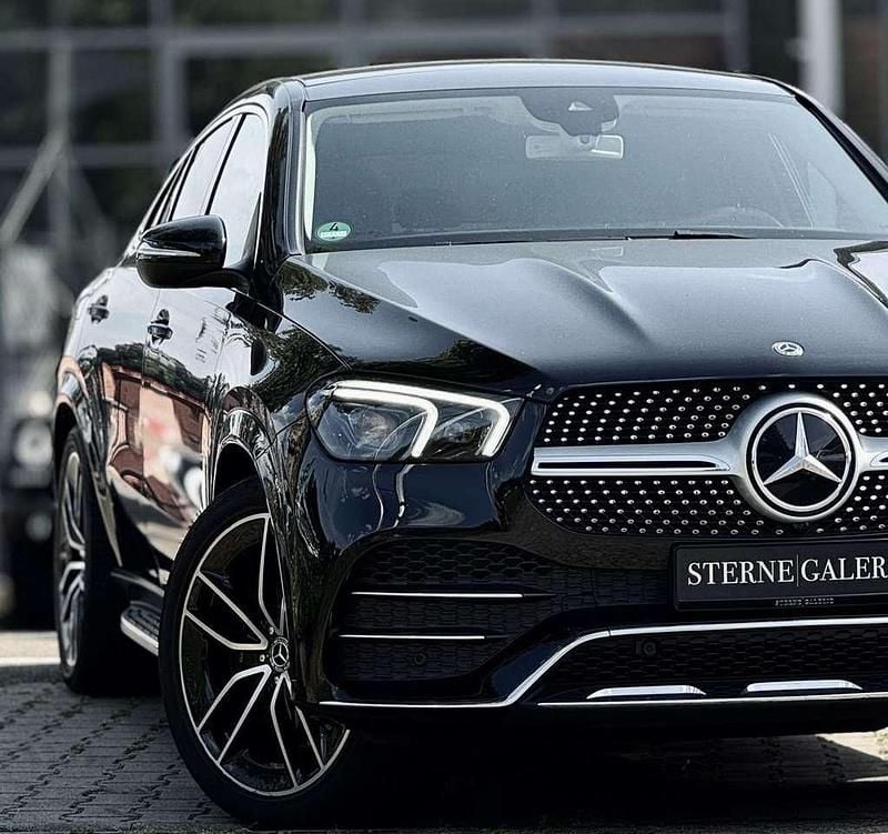 Obsidianschwarz Gebraucht 2020 Mercedes GLE350 AMG line Coupé | 59.900 € (Guter Preis) - Bild 1/4