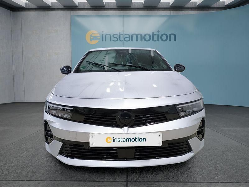 Gebraucht Opel Astra 131 PS (96 kW) 2025 Grau Limousine