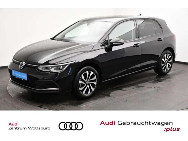Gebraucht VW Golf VIII Active 131 PS (96 kW) 2021 Deep black perleffekt (metallic) Limousine