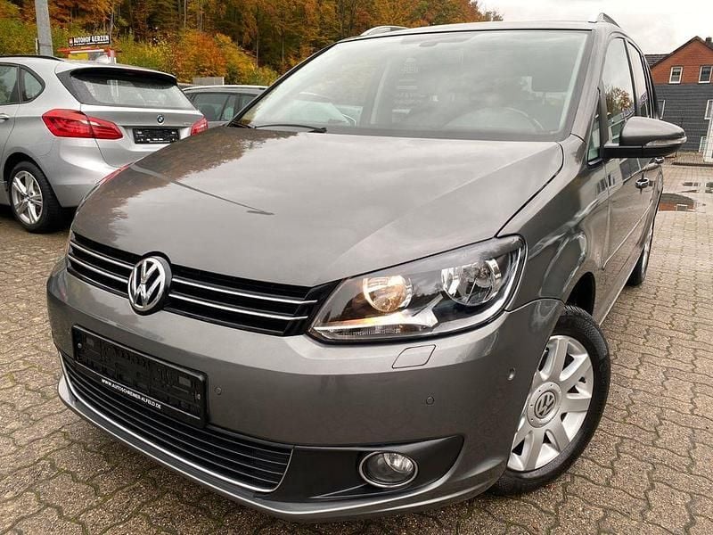 Grau Gebraucht 2014 VW Touran Cup Van / Kleinbus | 7.450 € (Guter Preis) - Bild 1/4
