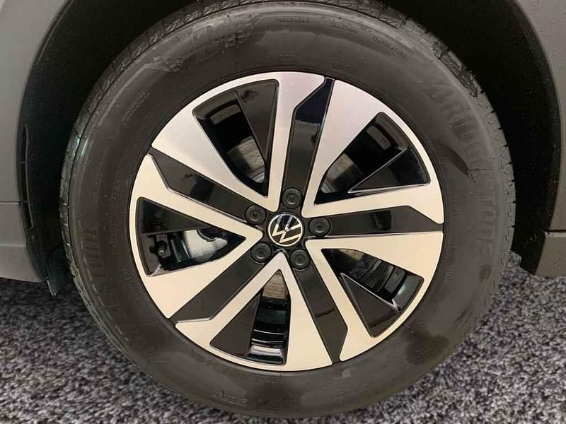 Gebraucht VW Taigo 116 PS (85 kW) 2025 Grau SUV