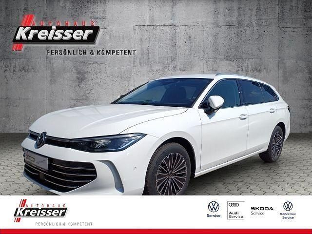 Weiß (pure white) Gebraucht 2024 VW Passat Elegance Kombi | 39.890 € (Etwas zu teuer) - Bild 1/4