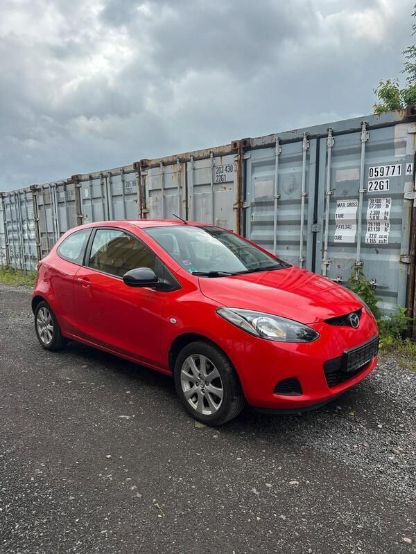 Rot Gebraucht 2009 Mazda 2 Inclusive Kleinwagen | 3.699 € (Fairer Preis) - Bild 1/4