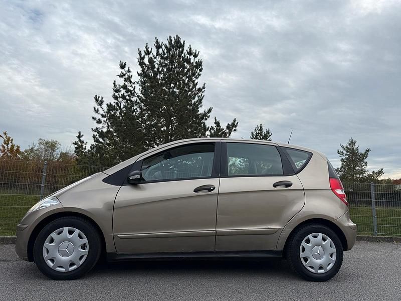 Gold Gebraucht 2005 Mercedes A150 Limousine | 4.800 € (Etwas zu teuer) - Bild 1/4