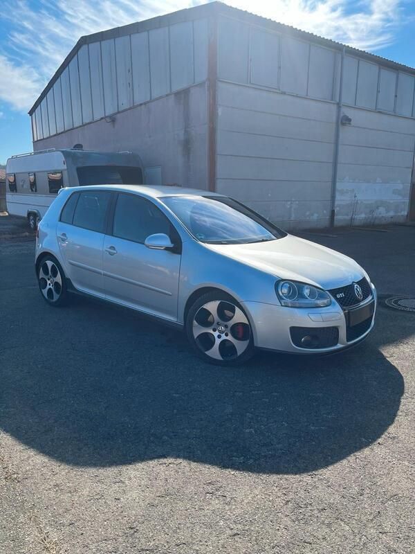 Silber Gebraucht 2006 VW Golf V GTI Kleinwagen | 5.199 € (Fairer Preis) - Bild 1/4