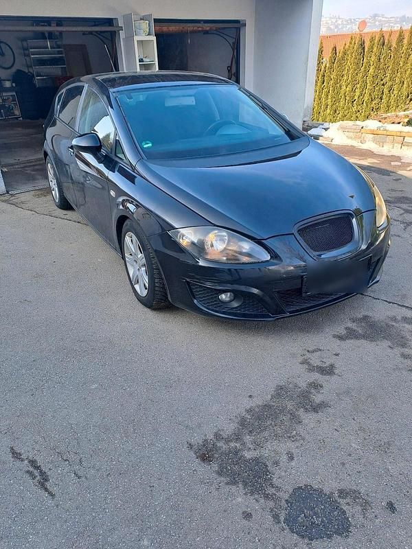 Schwarz Gebraucht 2010 Seat Leon Kleinwagen | 4.000 € (Fairer Preis) - Bild 1/4