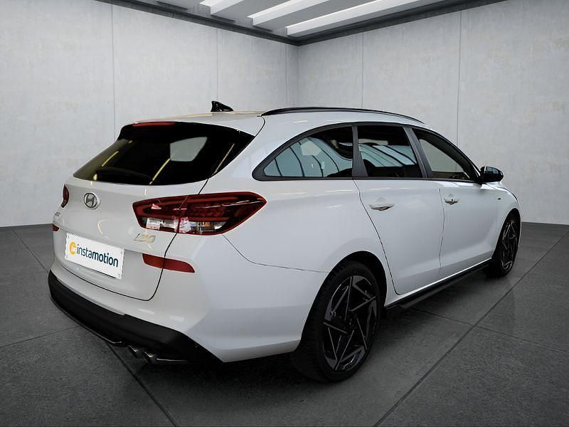 Gebraucht Hyundai i30 140 PS (102 kW) 2025 Weiß Kleinwagen
