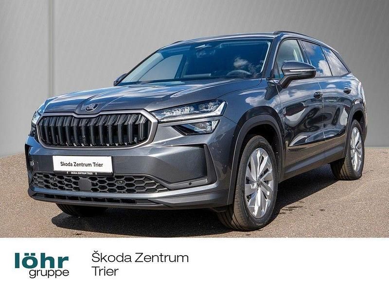 Graphitegrau metallic Neu 2025 Skoda Kodiaq Selection SUV | 53.990 € (Fairer Preis) - Bild 1/4