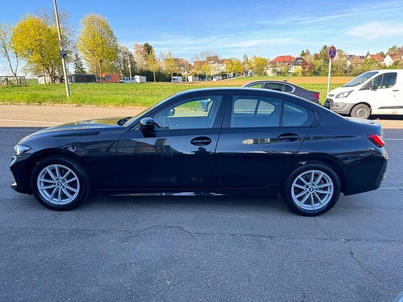 Gebraucht BMW 320 Shadowline 190 PS (139 kW) 2023 Schwarz Limousine