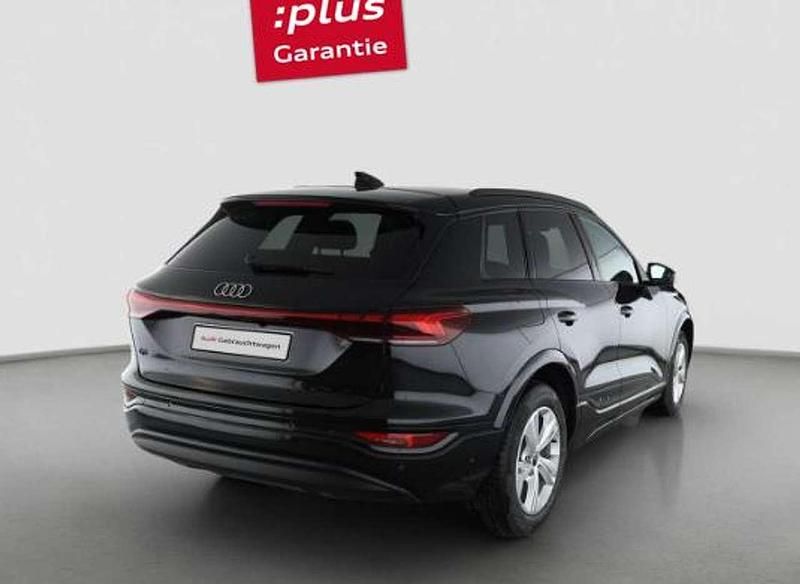 Gebraucht Audi Q6 e-tron Ambiente 185 kW (252 PS) 2025 Mythosschwarz metallic SUV