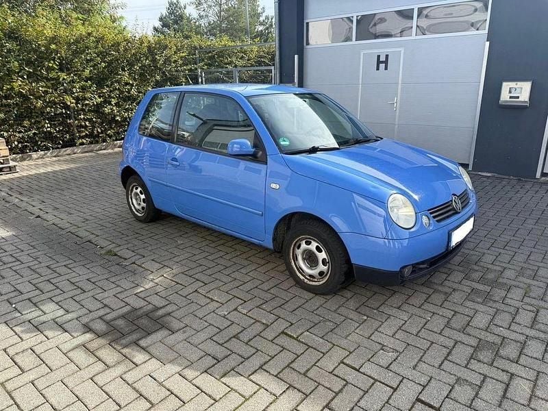 Blau Gebraucht 2000 VW Lupo Basis Kleinwagen | 700 € (Guter Preis) - Bild 1/4