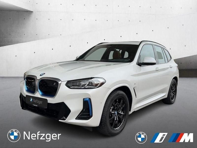 Weiss Gebraucht 2022 BMW iX3 M Sport SUV | 39.370 € (Guter Preis) - Bild 1/4