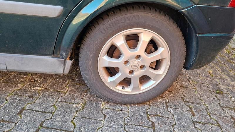 Second-hand Opel Astra Edition 75 CP (55 kW) 2000 Verde Berlinǎ