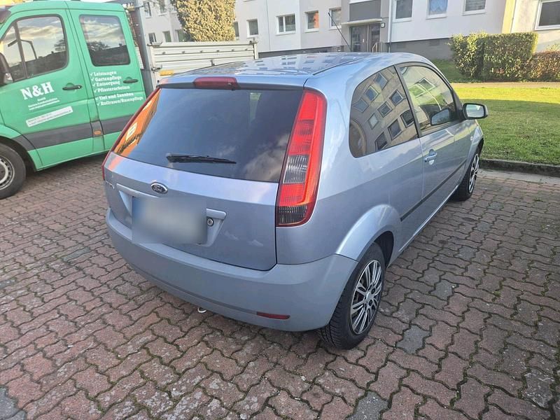 Gebraucht Ford Fiesta 60 PS (44 kW) 2006 Kleinwagen