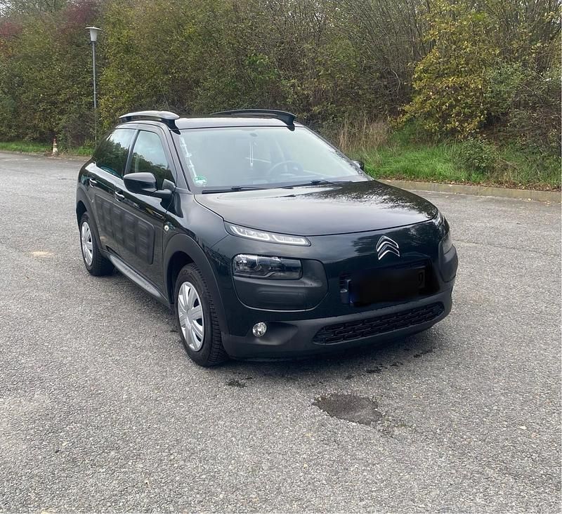 Gebraucht Citroën C4 Cactus 82 PS (60 kW) 2015 Schwarz Kleinwagen