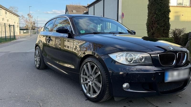 Gebraucht BMW 120 177 PS (130 kW) 2008 Blau Kleinwagen