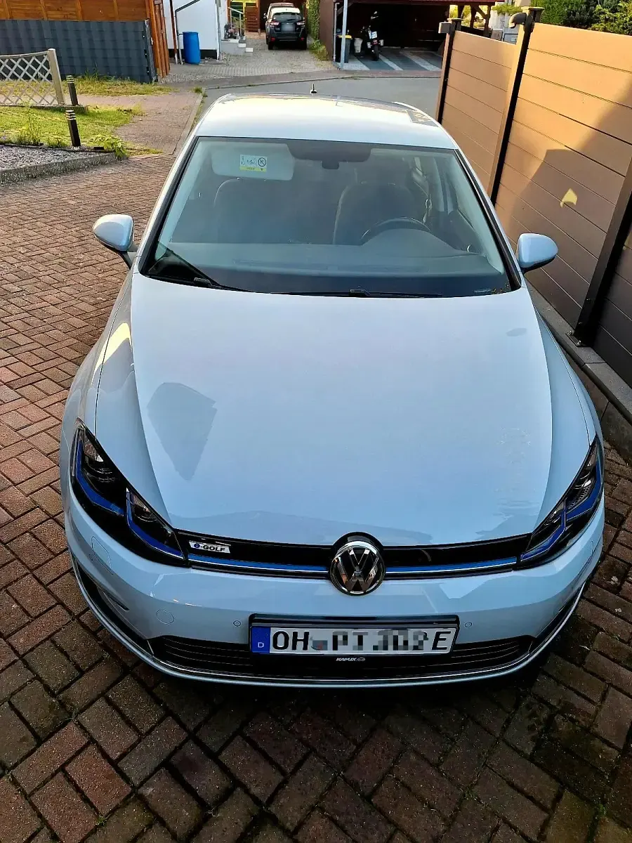 Gebraucht VW e-Golf 100 kW (136 PS) 2017 Kleinwagen