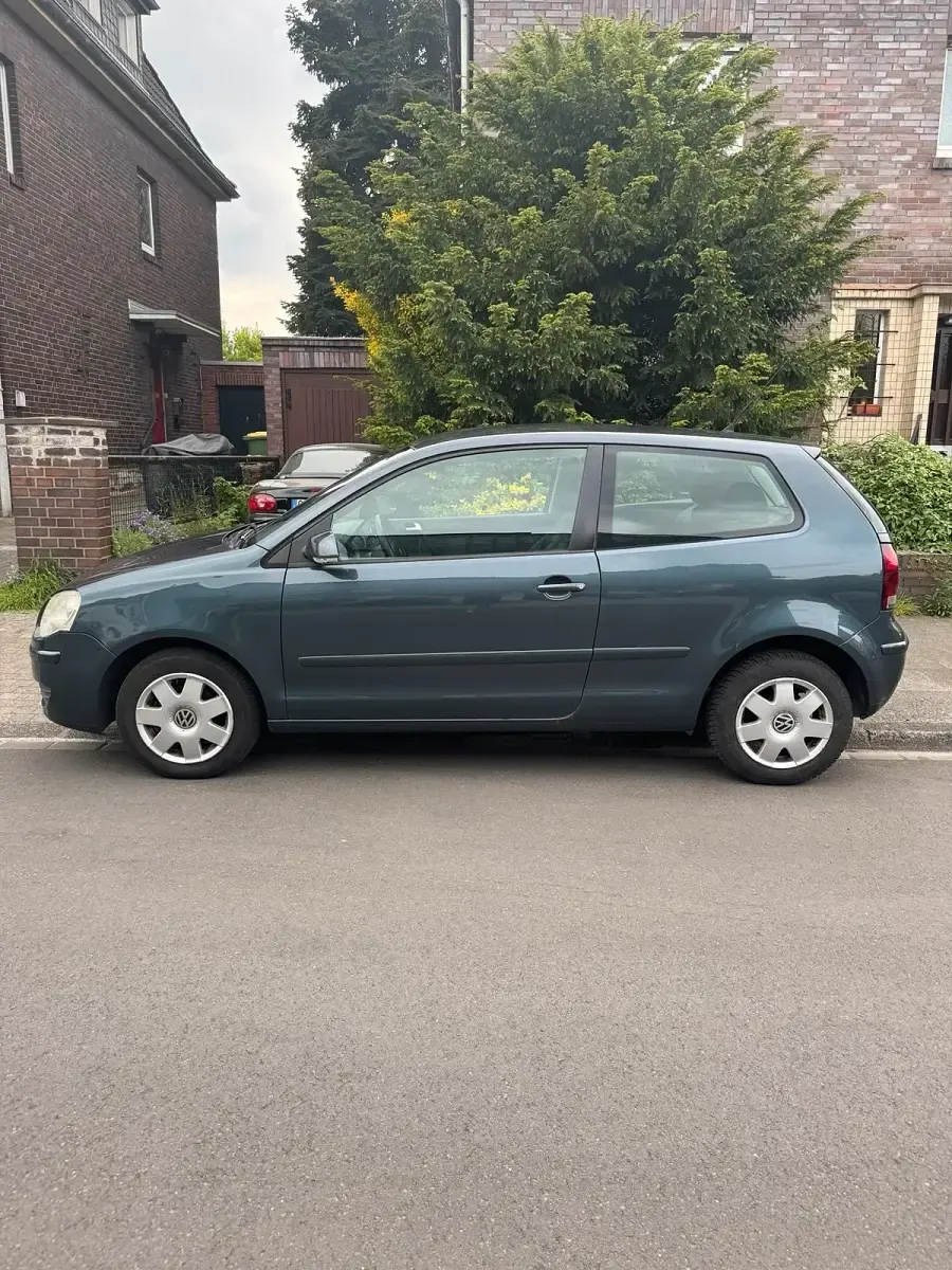 Gebraucht VW Polo 69 PS (50 kW) 2007 Blau Kleinwagen