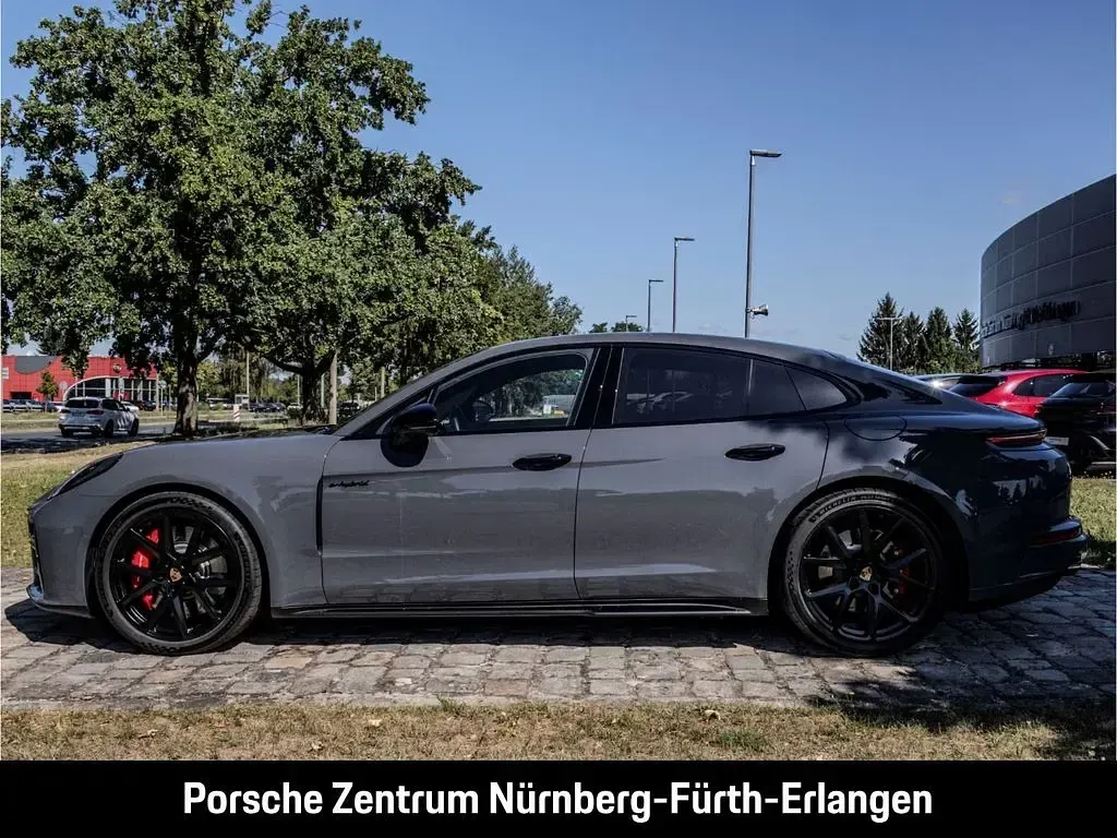 Gebraucht Porsche Panamera 4S E-Hybrid 544 PS (400 kW) 2025 Grau Kleinwagen