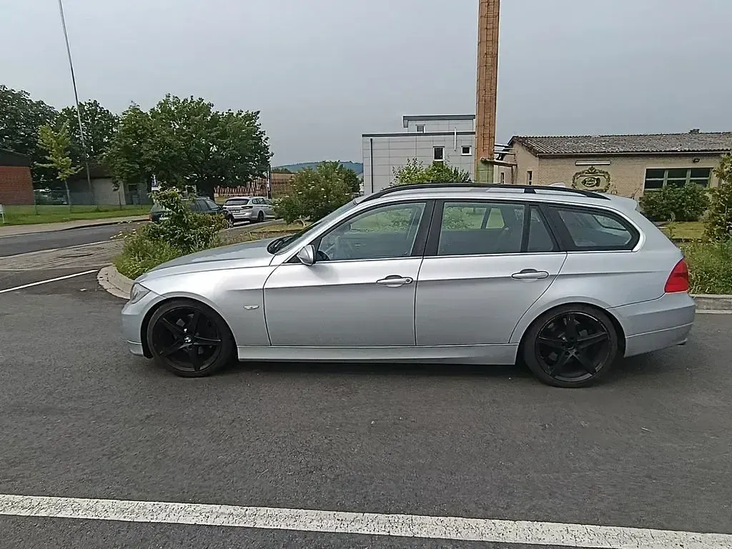 Gebraucht BMW 330 Performance 231 PS (169 kW) 2006 Silber Kombi