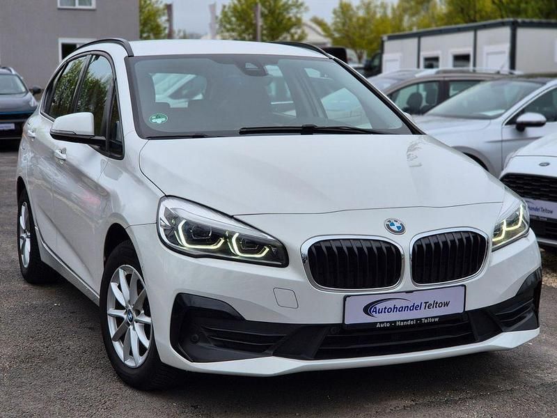 Gebraucht BMW 216 Advantage 116 PS (85 kW) 2018 Weiß Van / Kleinbus