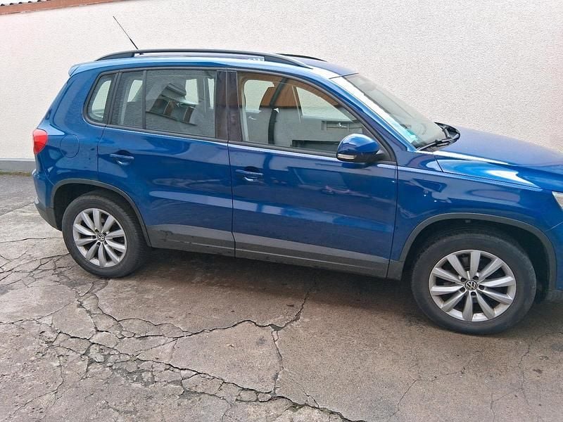 Gebraucht VW Tiguan 130 PS (95 kW) 2009 Blau SUV