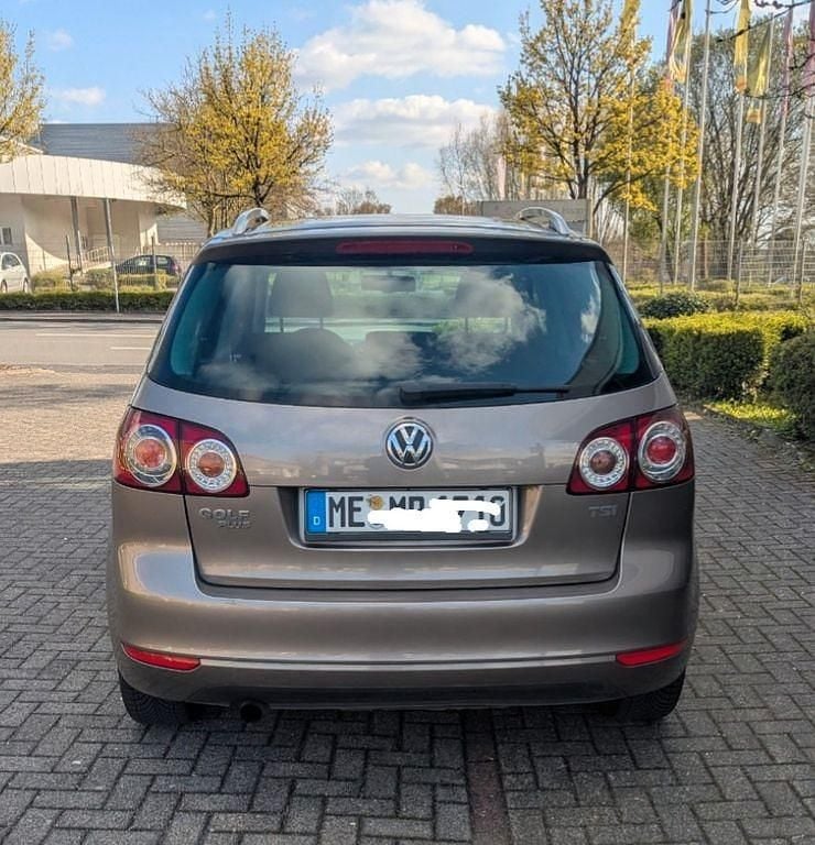 Gebraucht VW Golf Plus Cross Trendline 105 PS (77 kW) 2012 Braun Van / Kleinbus
