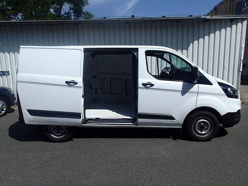 Gebraucht Ford Transit Custom 107 PS (78 kW) 2020 Van