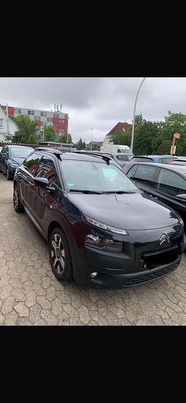 Gebraucht Citroën C4 Shine 110 PS (80 kW) 2015 Schwarz SUV