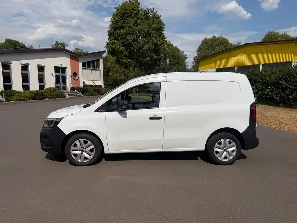 Gebraucht Renault Kangoo 95 PS (69 kW) 2022 Weiß Van / Kleinbus