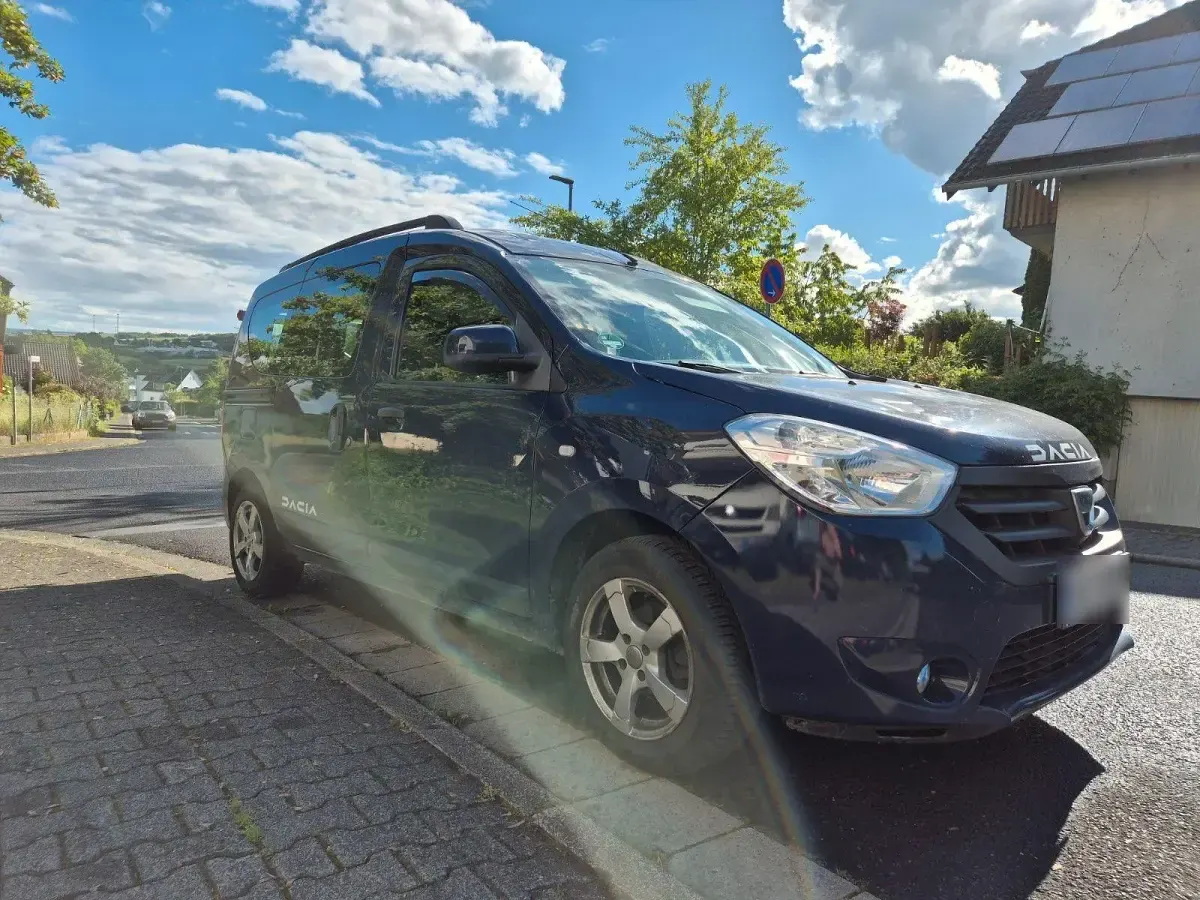 Gebraucht Dacia Dokker 90 PS (66 kW) 2016 Blau Van / Kleinbus